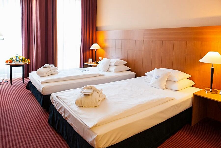 Hotel Plaza Premium Cologne